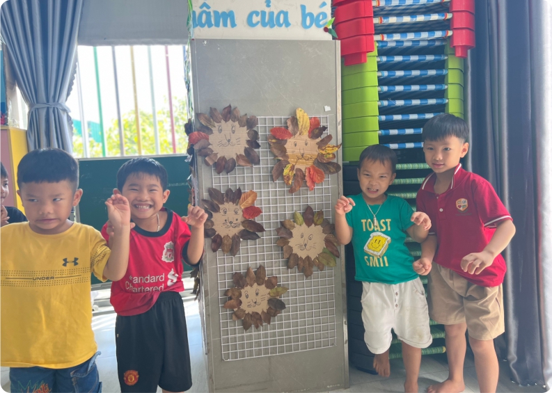 Tạo hình sư tử chương trình Montessori