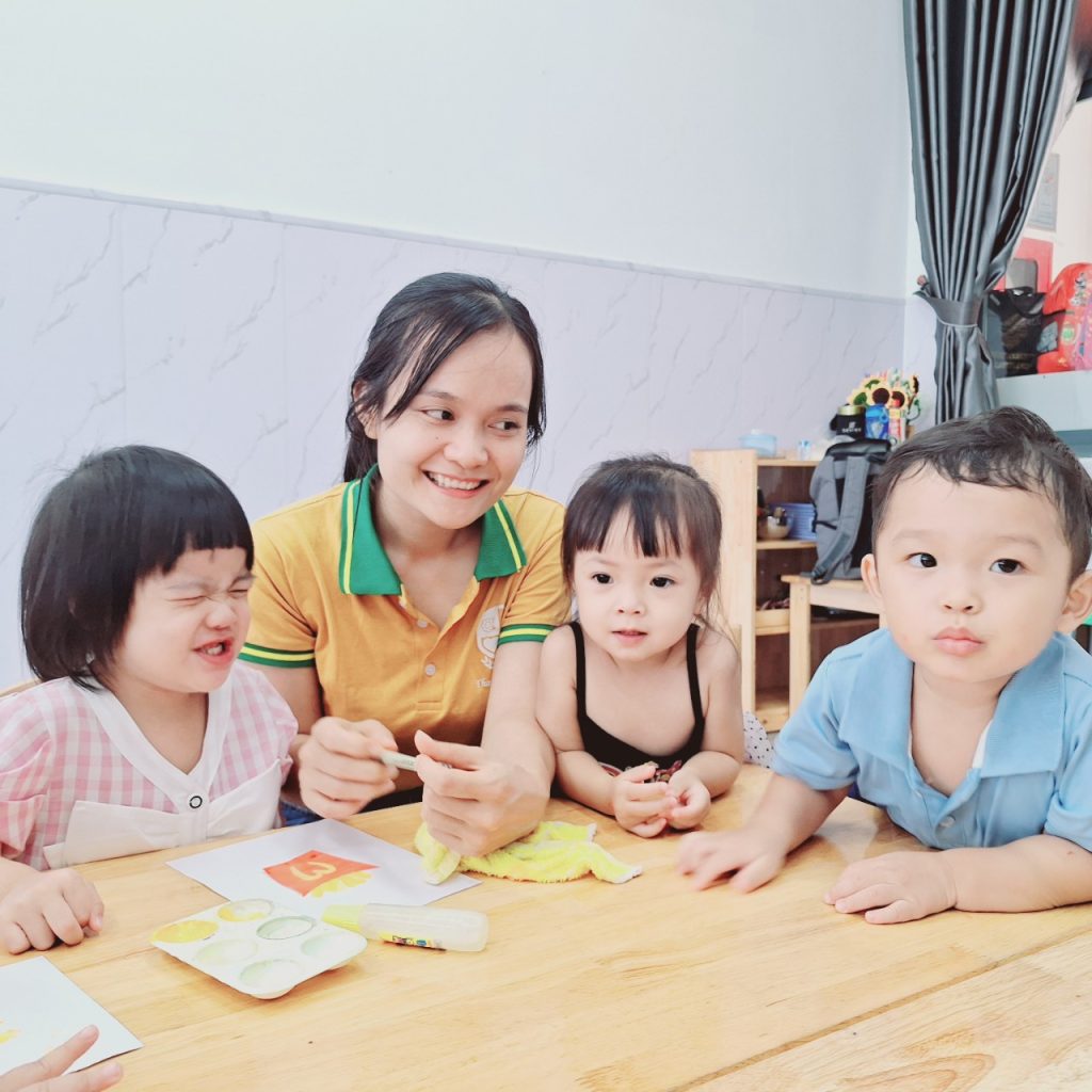 Co so vat chat hien dai – Khong gian hoc tap than thien tai Than Dong School 5