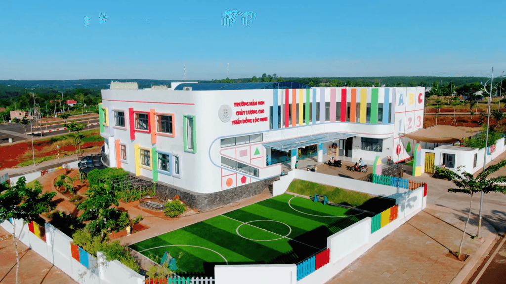 Loc Ninh Cac co so cua Than Dong School 3