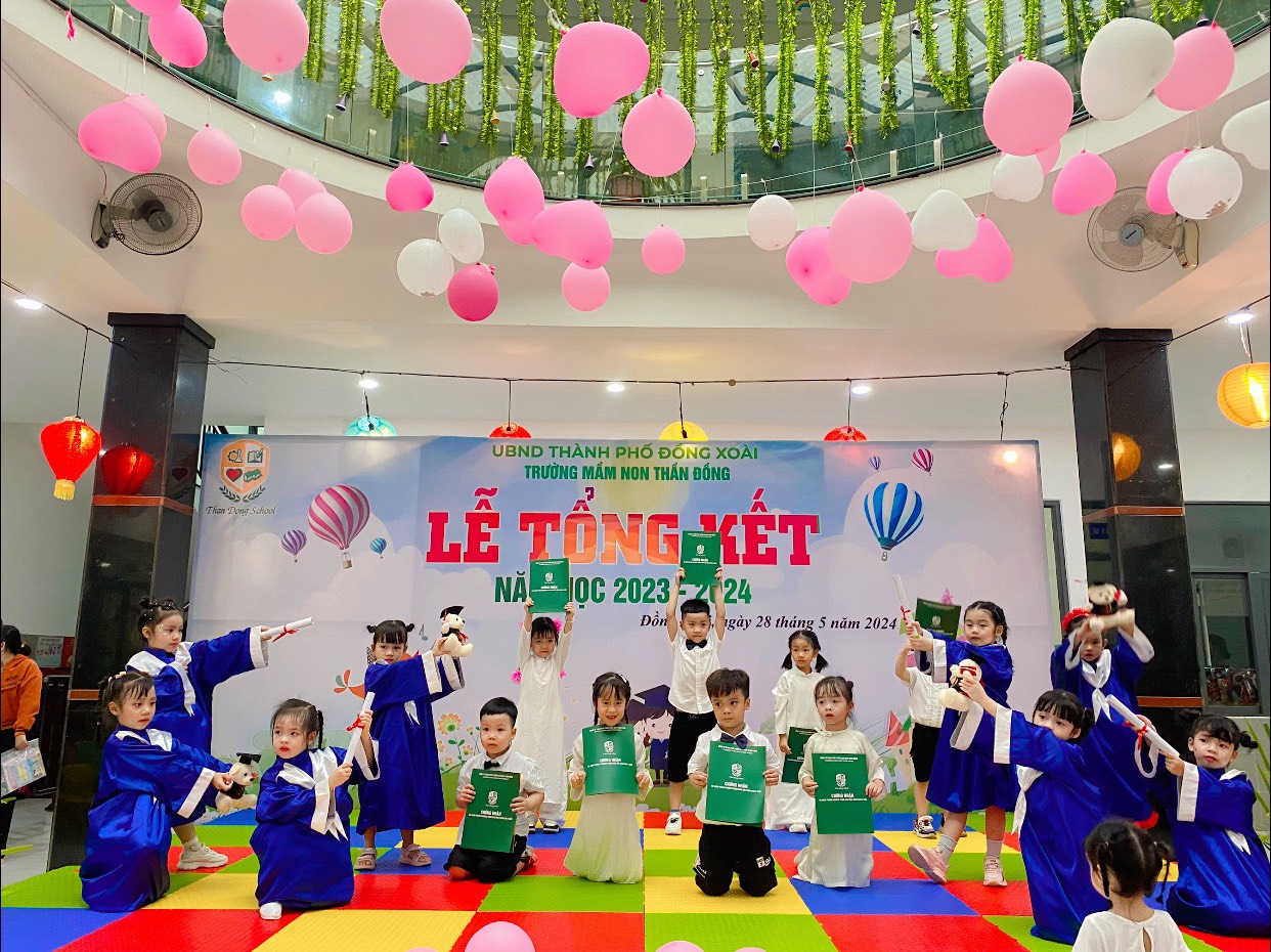 Tong ket nam hoc 2023 – 2024 Hanh trinh yeu thuong va truong thanh 1