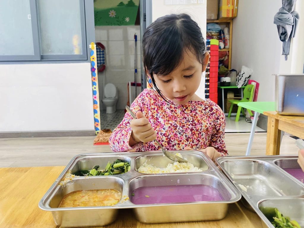 Dinh duong an toan lanh manh tai Than Dong School 3