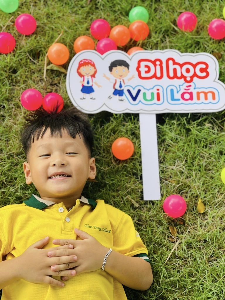 Be vui choi hoat dong ngoai troi 2