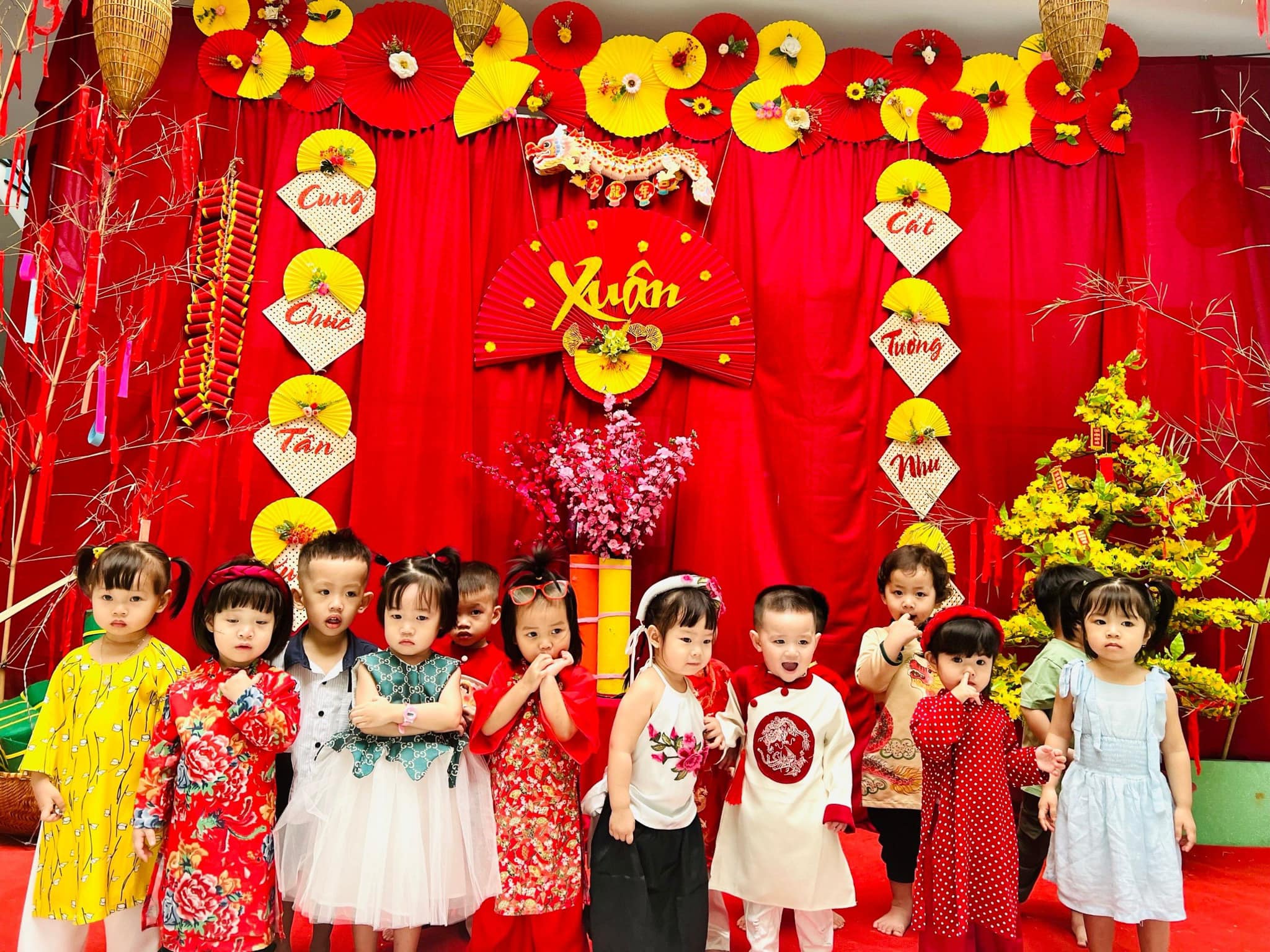 Be vui don Tet tai Than Dong Ta Be 8