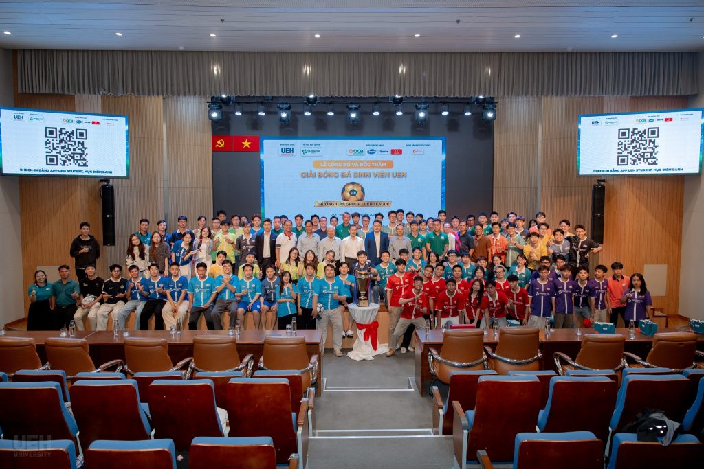 Cong Phuong Tan Truong Tuan Tai do bo UEH League 2025 5