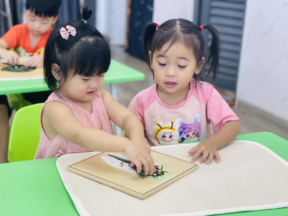 Kham pha phuong phap Montessori tai Than Dong School 1