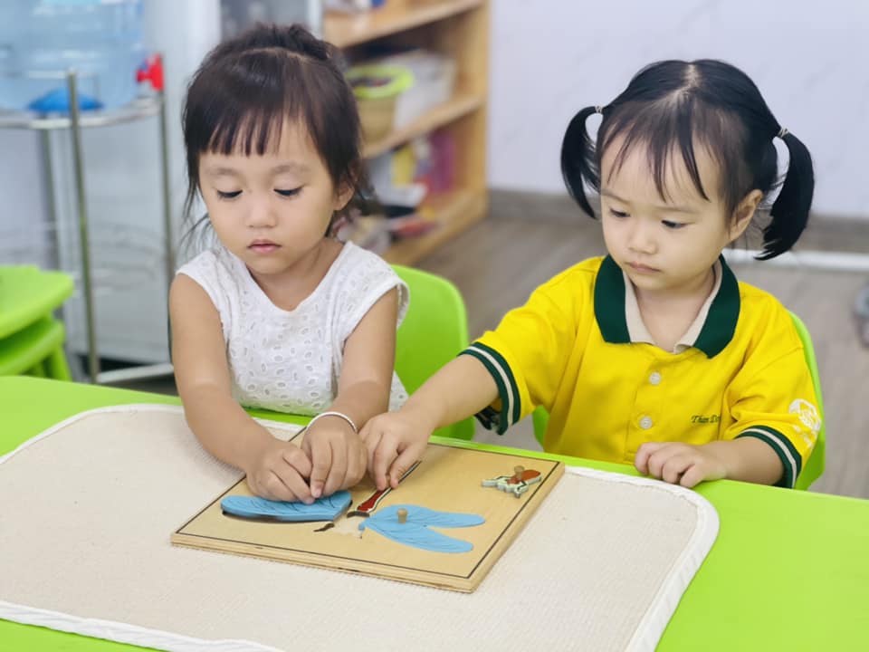 Kham pha phuong phap Montessori tai Than Dong School 5