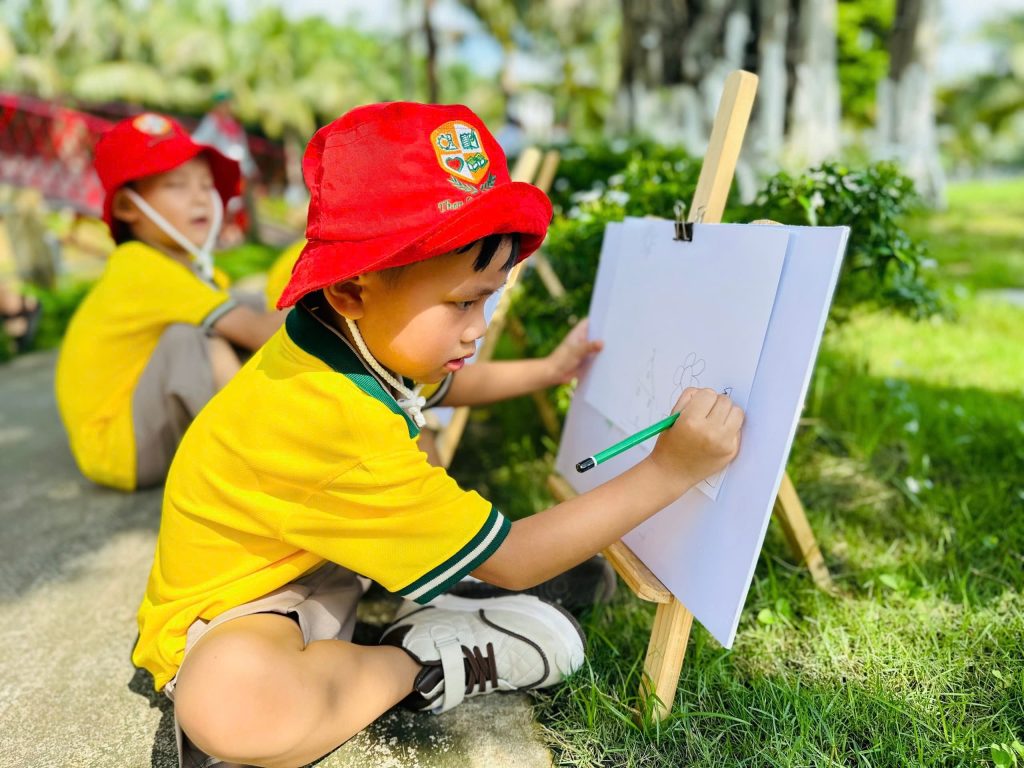 Nghe Thuat Trong Mat Be – The Art In Childs Eyes 7