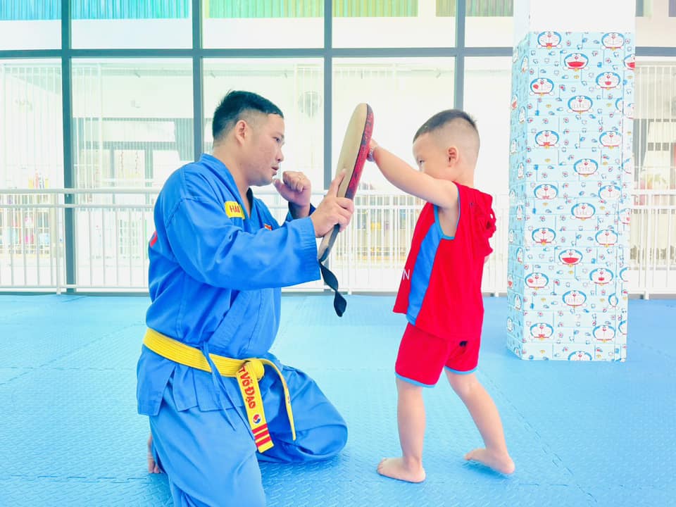 giao duc the chat tai than dong school 7