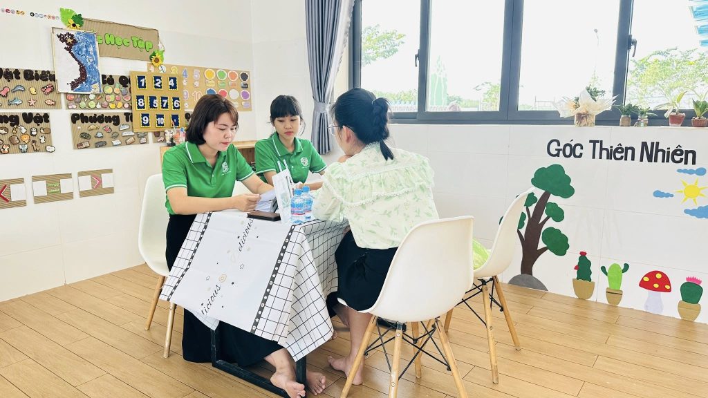 Hop Phu Huynh cuoi Nam hoc 2024–2025 tai Than Dong Loc Ninh 9