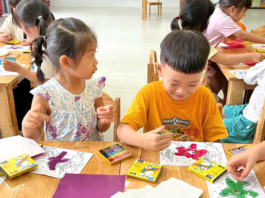 hoat dong tao hinh sao bien tai lop Bear 2 4