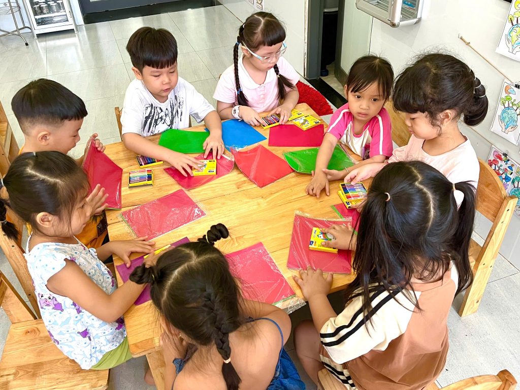 hoat dong tao hinh sao bien tai lop Bear 2 5