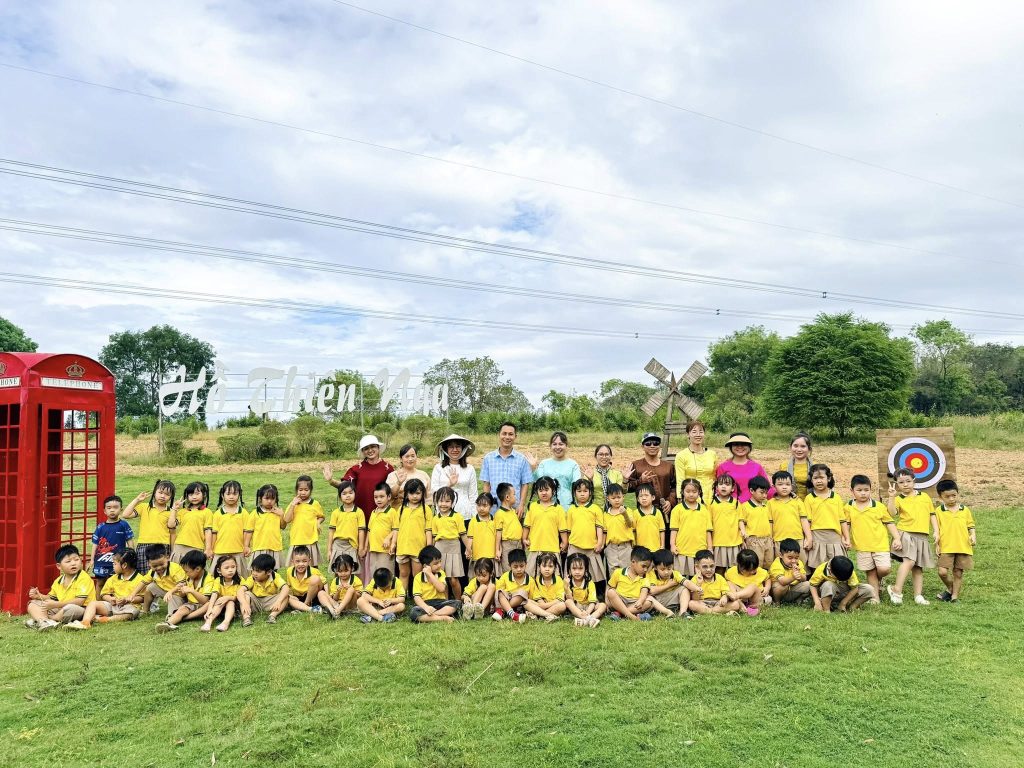 Hành trình khám phá Nông trại Quả Điều Vàng của các bé khối Lá Mầm non Thần Đồng Hanh trinh kham pha Nong trai Qua Dieu Vang cua cac be khoi La Mam non Than Dong 2
