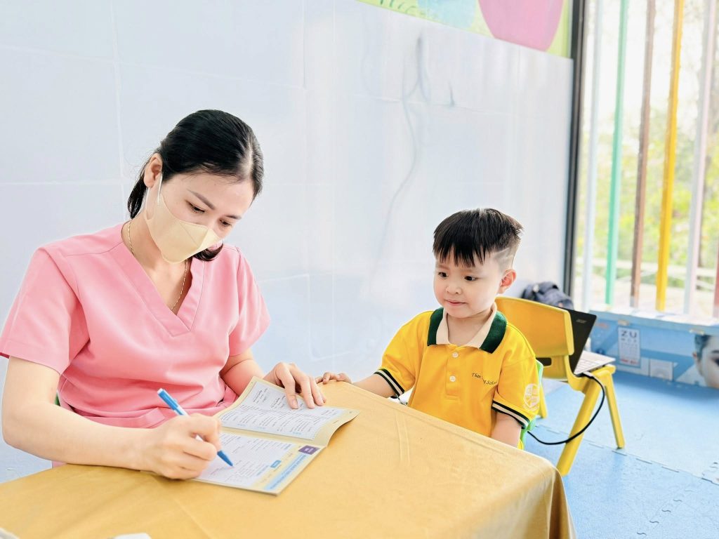Khám sức khỏe định kỳ năm 2025 tại Hệ thống Giáo dục Thần Đồng Kham suc khoe dinh ky nam 2025 tai He thong Giao duc Than Dong 1