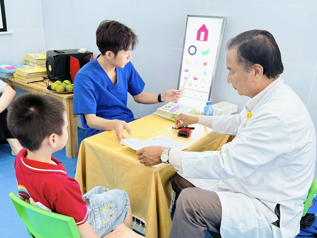 Khám sức khỏe định kỳ năm 2025 tại Hệ thống Giáo dục Thần Đồng Kham suc khoe dinh ky nam 2025 tai He thong Giao duc Than Dong 3